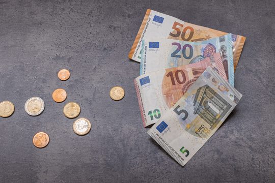 euros ftoxeia